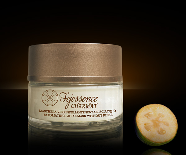 Charmat Maschera Viso Esfoliante con packaging